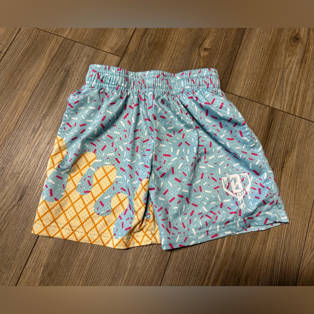 Baseball Lifestyle 101 light blue Ice Cream drip shorts Sz Youth Small